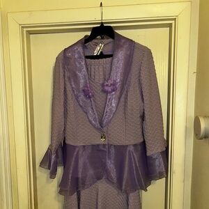 Lavender textured  three-piece suit with the camo salt, jacket and the skirt